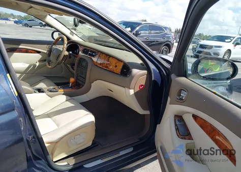 2007 Jaguar S-Type 3.0 V6 из США, поврежденный, VIN SAJWA01A57FN77419